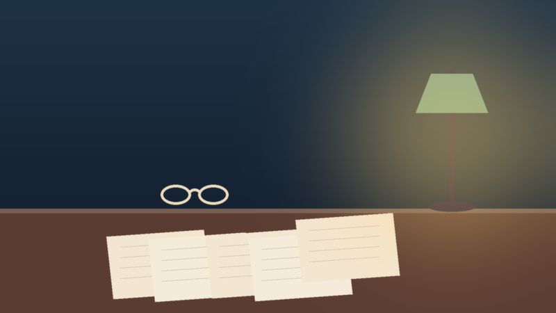 أوراقٌ ورسائل تحت مصباح مكتب
