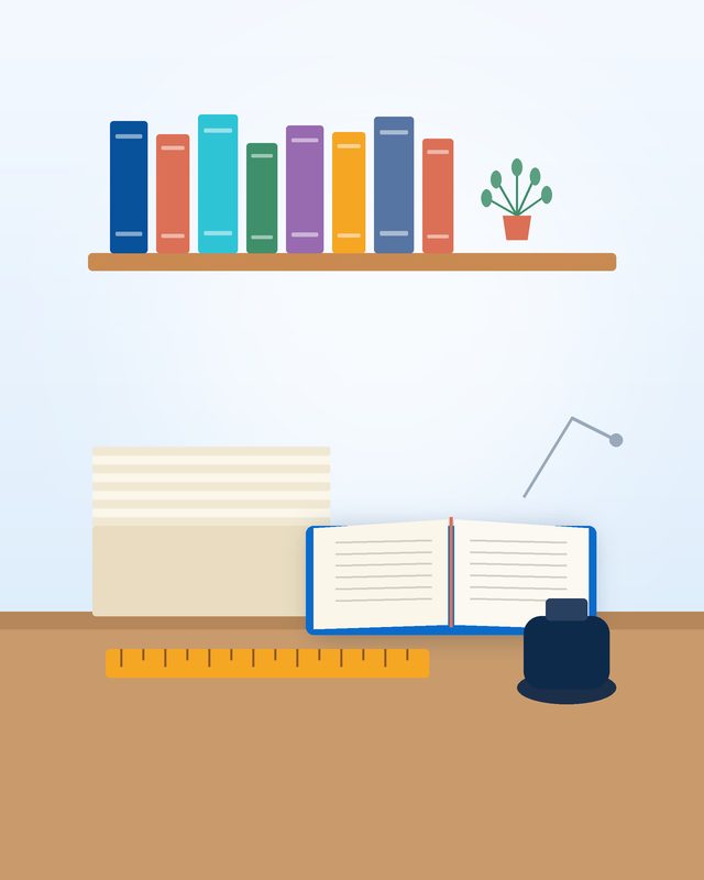 رزمة ورقٍ وكتابٌ مفتوح يُخاط ومحبرة ومسطرة تحت رفّ كتبٍ مجلّدة